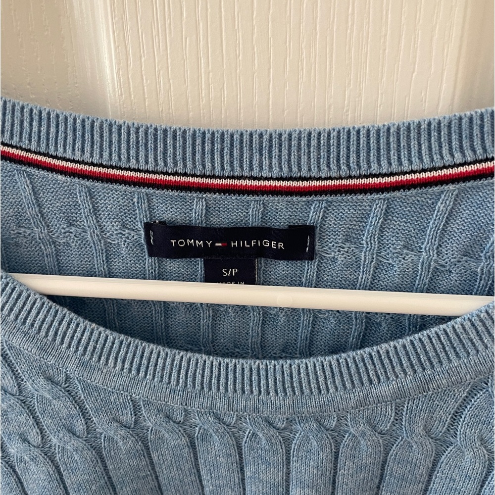 Tommy Hilfiger Women’s Blue Cable Knit Sweater - Picture 2 of 5